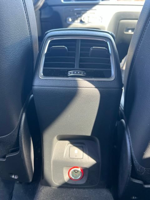 Used 2018 Audi Q3 2.0T Premium w/ Convenience Package AWD/4WD image 41