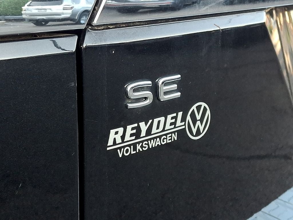 Certified 2023 Volkswagen Atlas SE w/ Black Wheel Package AWD/4WD image 30