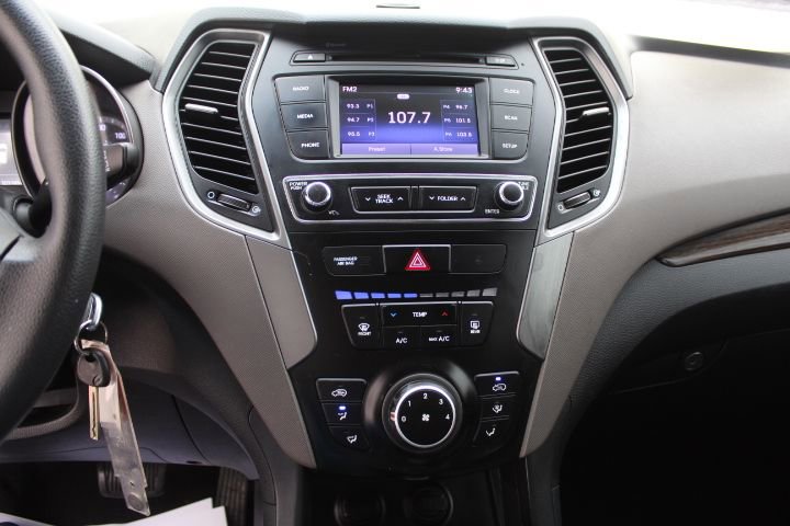 Used 2018 Hyundai Santa Fe Sport image 22