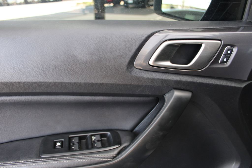 Used 2019 Ford Ranger Lariat w/ Black Appearance Package image 22