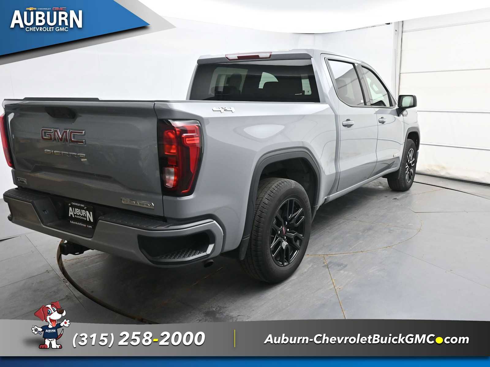 Used 2024 GMC Sierra 1500 Elevation image 13