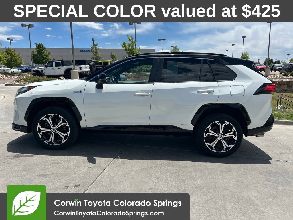 Used 2022 Toyota RAV4 XSE AWD/4WD image 4