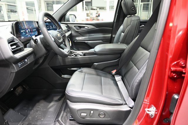 New 2026 Chevrolet Traverse LT w/ Sun and Wheel Package image 9