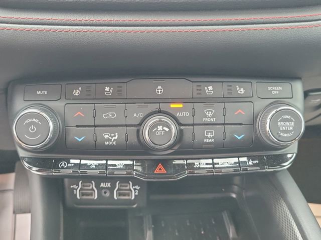 Used 2025 Dodge Durango GT AWD/4WD image 27