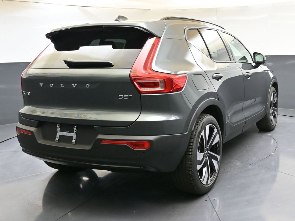 New 2026 Volvo XC40 B5 Ultra w/ Protection Package Premier image 5