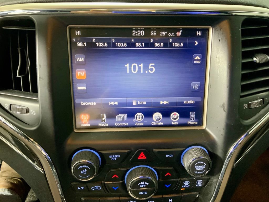 Used 2015 Jeep Grand Cherokee Overland w/ Advanced Technology Group image 21