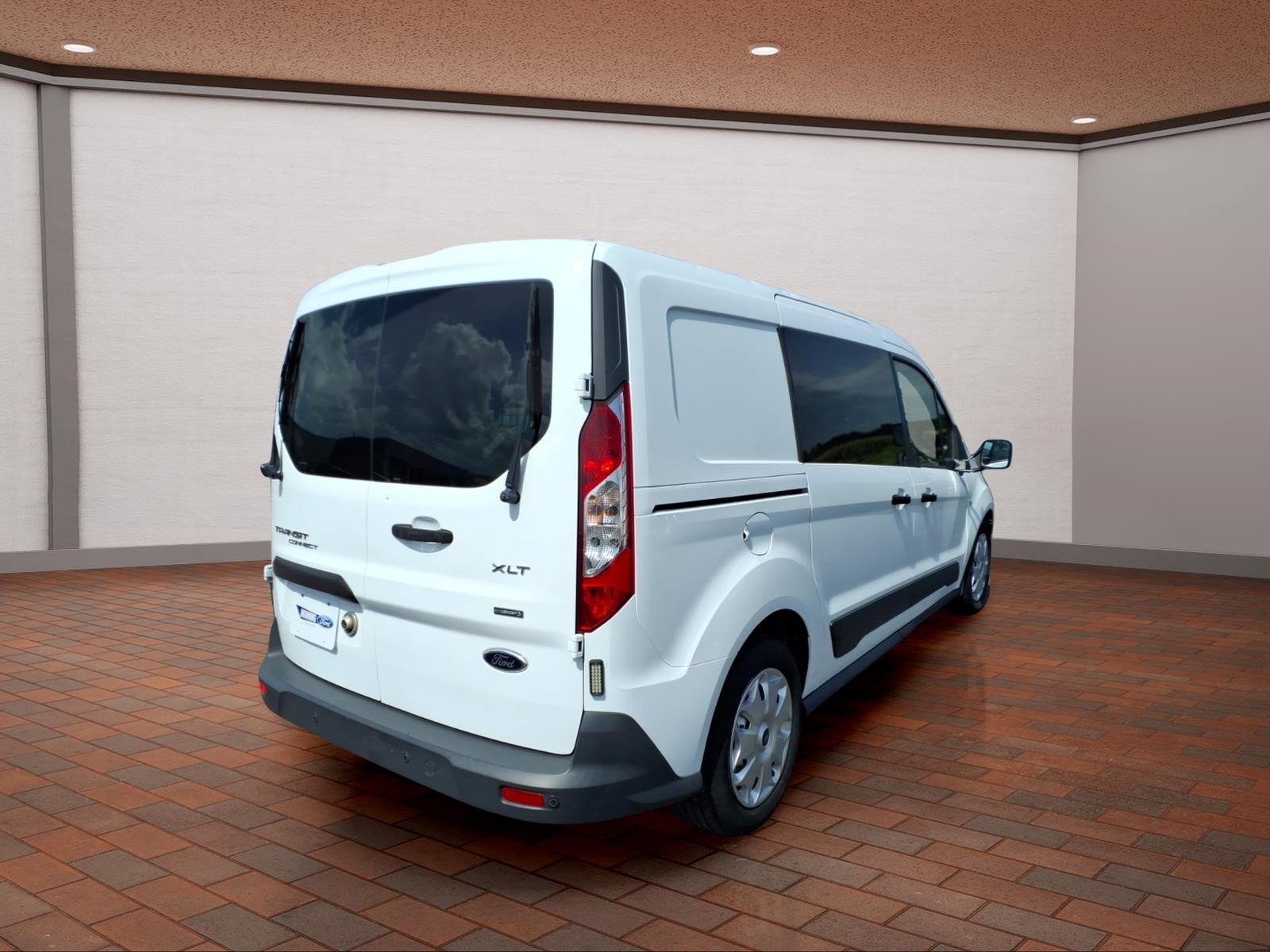 Used 2014 Ford Transit Connect XLT FWD image 8