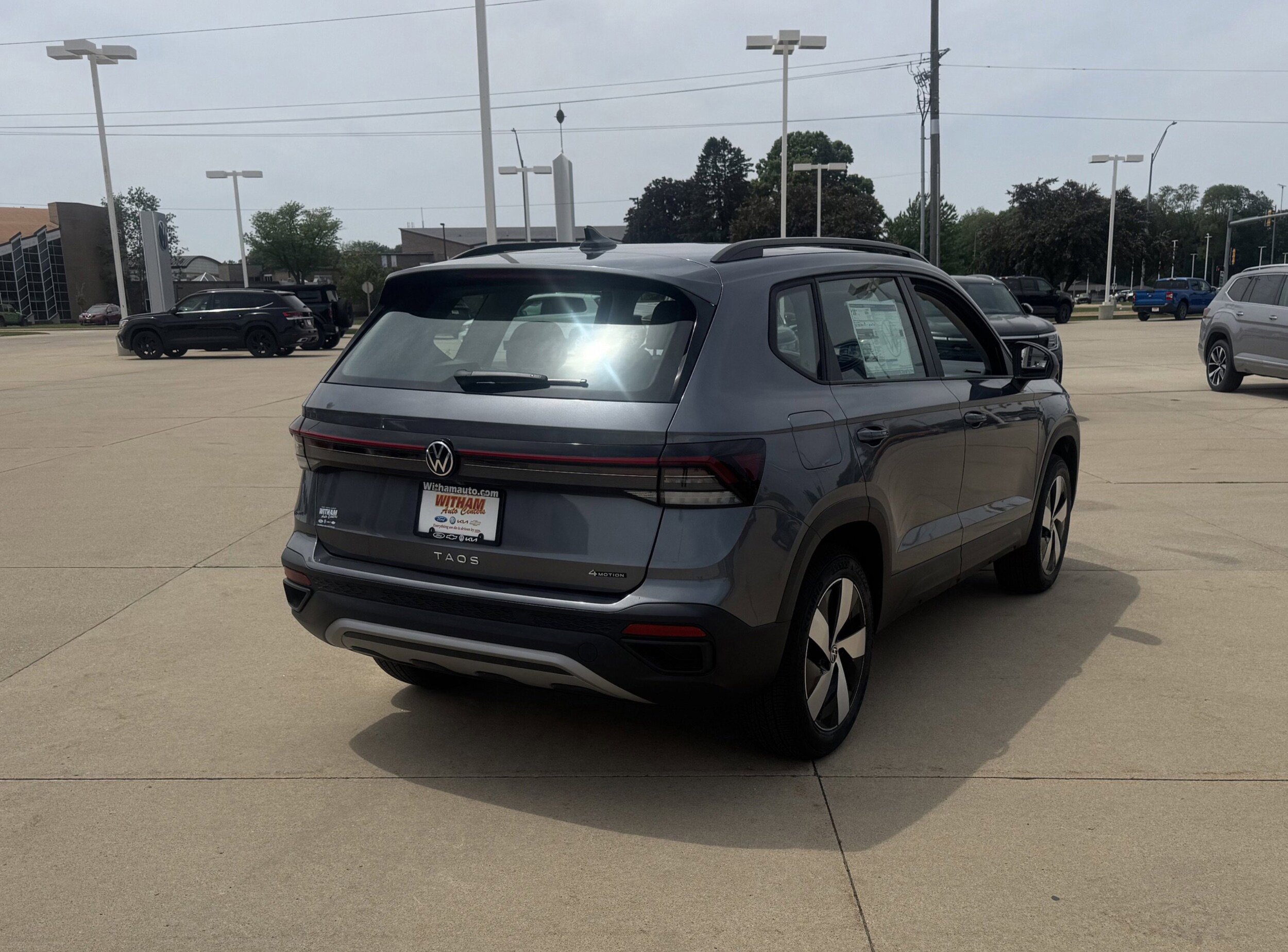 New 2026 Volkswagen Taos S AWD/4WD image 4