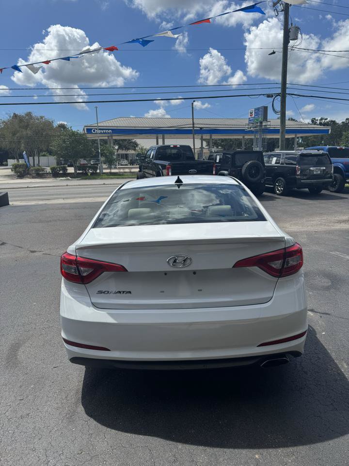 Used 2015 Hyundai Sonata SE FWD image 30