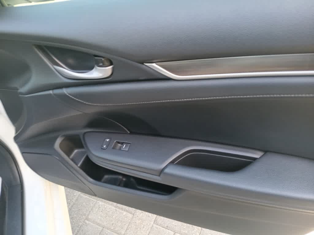 Used 2019 Honda Civic Touring image 26