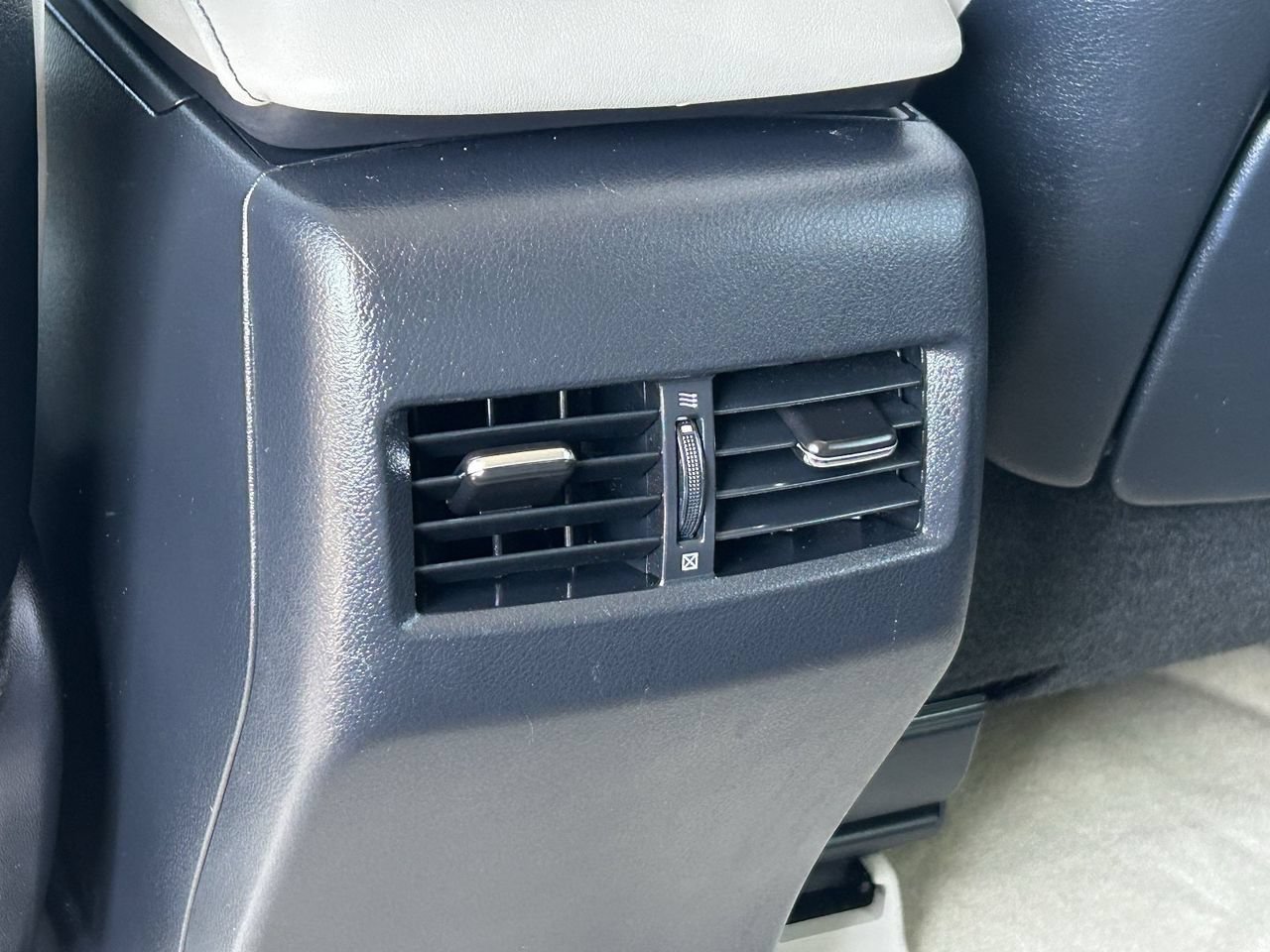 Used 2013 Lexus RX 350 AWD w/ Navigation Pkg image 16