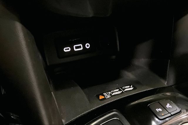 Certified 2022 Chevrolet Equinox Premier AWD/4WD image 24