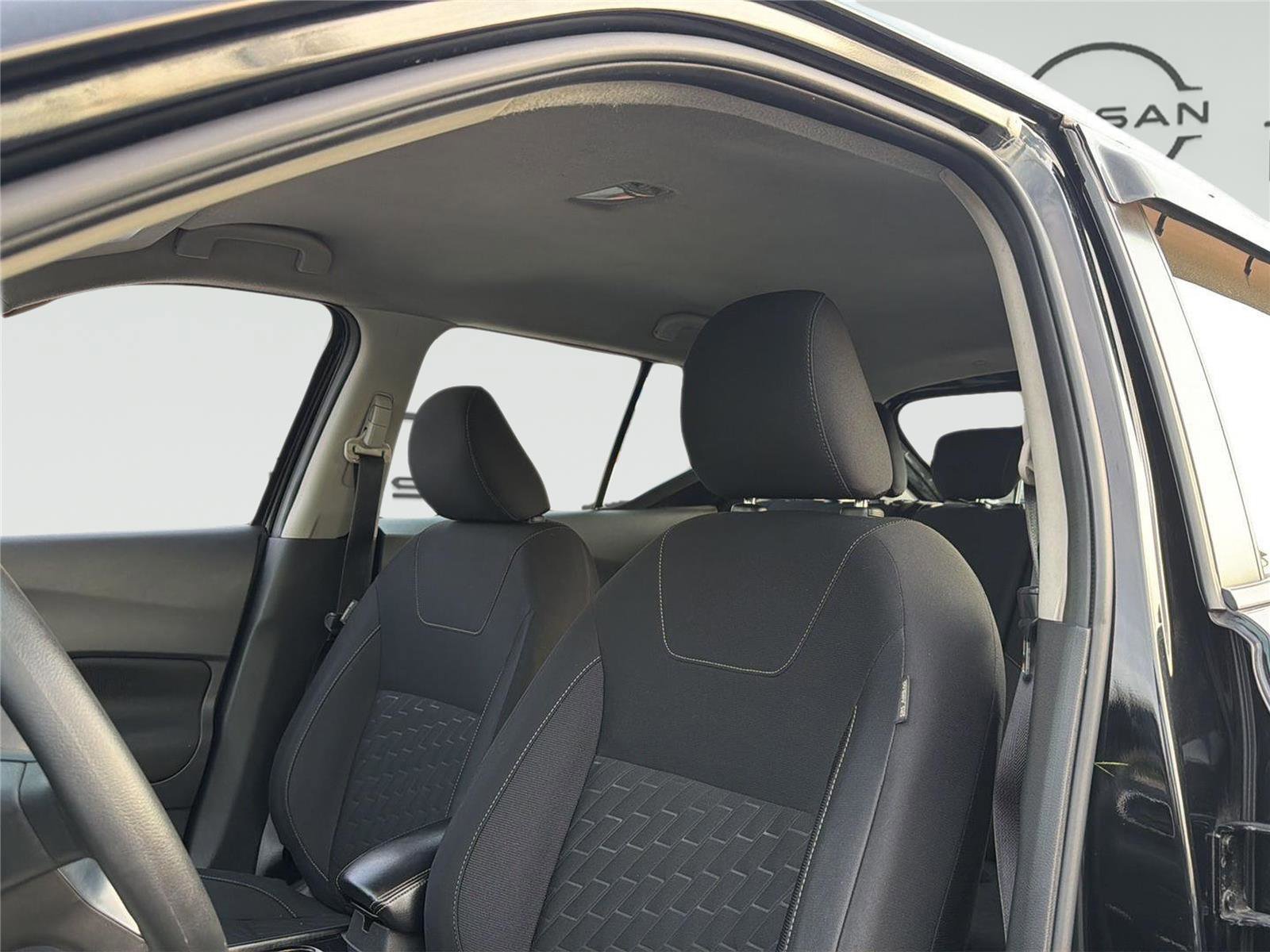 Used 2022 Nissan Kicks SV FWD image 17