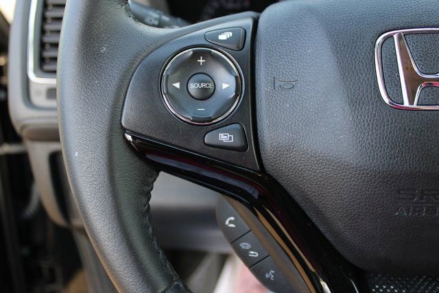 Used 2020 Honda HR-V Touring image 19