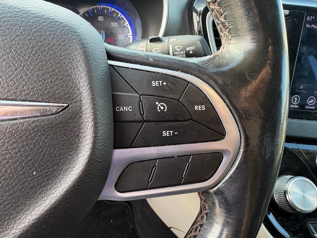 Used 2020 Chrysler Pacifica Touring-L Plus FWD image 15