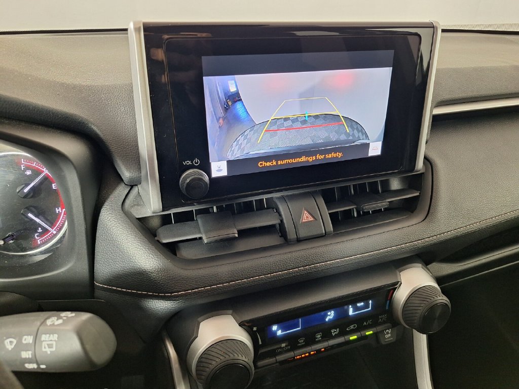 Used 2025 Toyota RAV4 LE FWD image 14