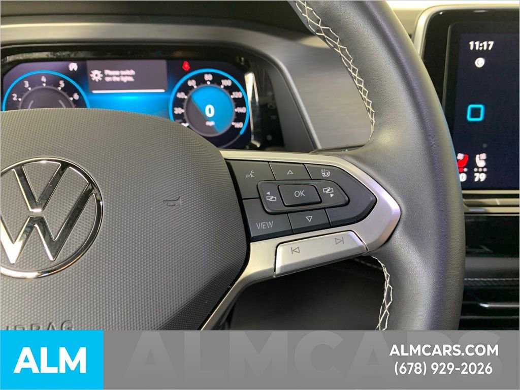 Used 2025 Volkswagen Atlas Cross Sport SE image 26