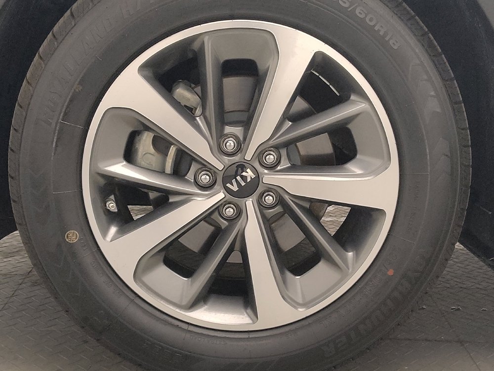 Used 2019 Kia Sorento EX w/ EX Touring Package FWD image 31