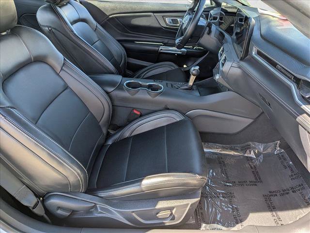 Used 2025 Ford Mustang Premium RWD image 19