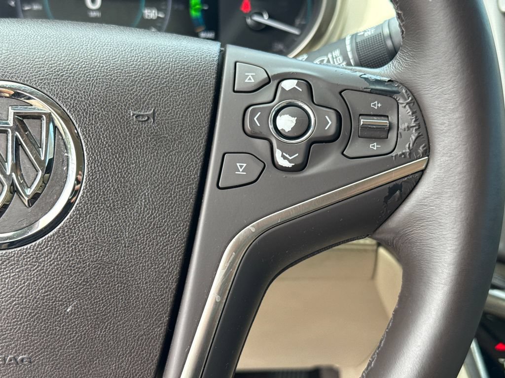 Used 2015 Buick LaCrosse Leather FWD image 14