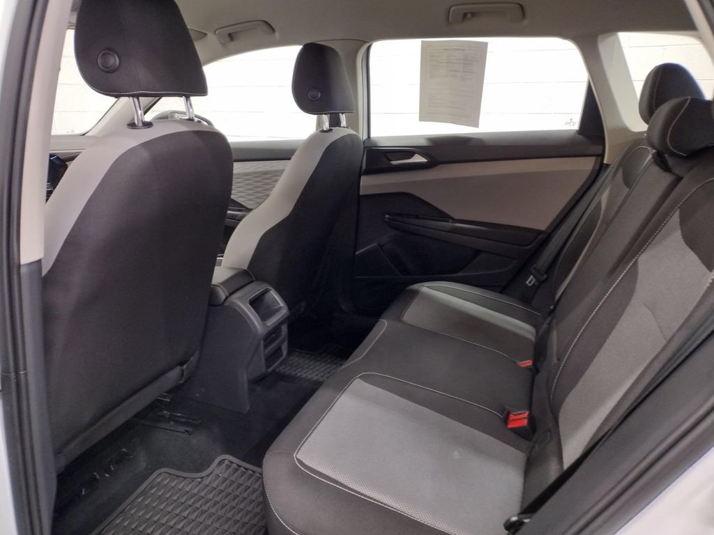 Certified 2022 Volkswagen Taos S w/ IQ Drive S Package image 21