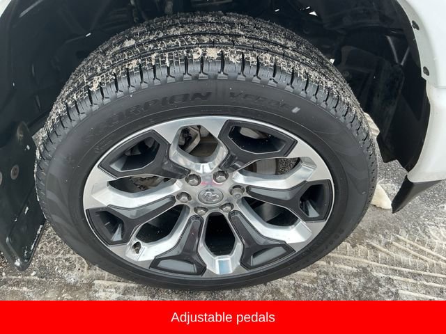 Used 2022 RAM 1500 Limited w/ Body-Colour Bumper Group image 15