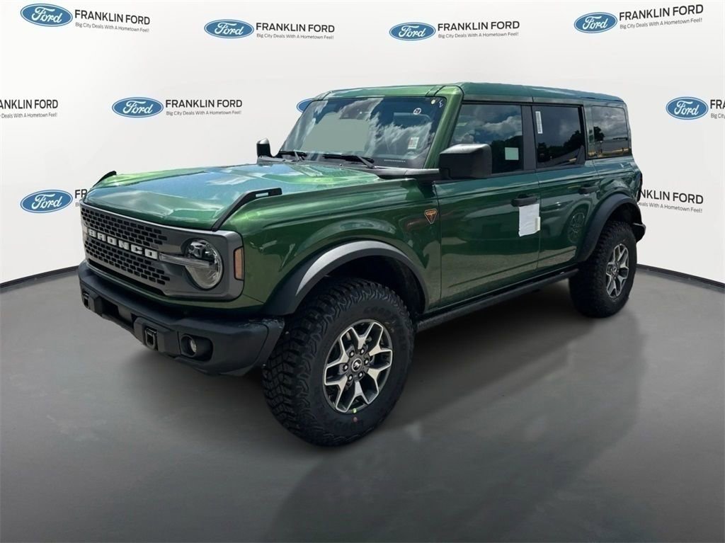 New 2025 Ford Bronco Badlands image 2