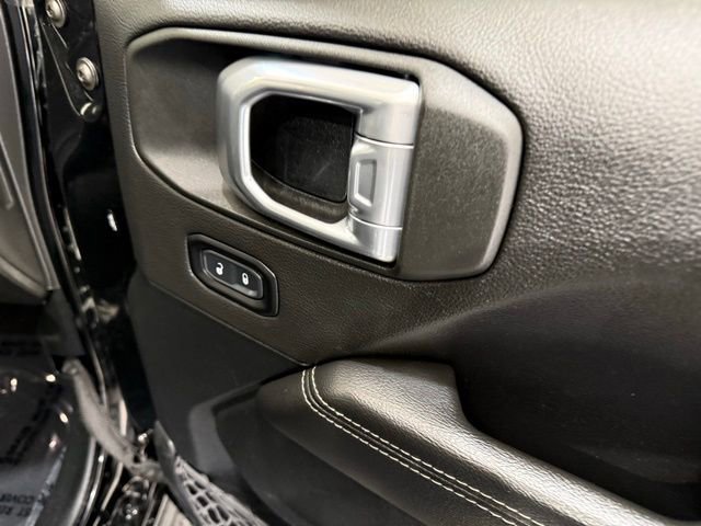 Used 2021 Jeep Wrangler Unlimited Sahara w/ Uconnect 4C Nav & Sound Group image 25