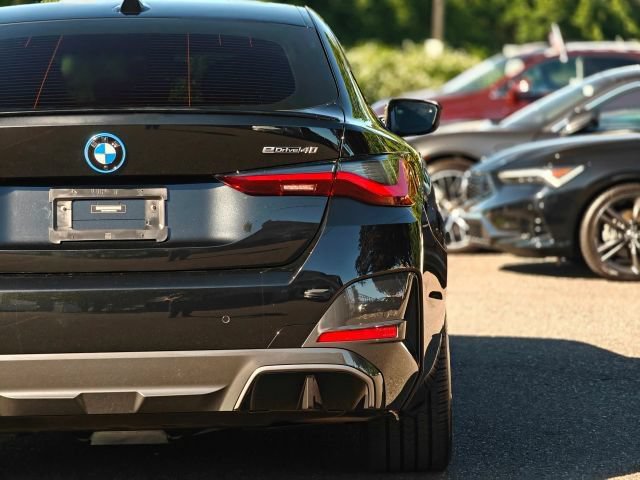 Used 2023 BMW i4 eDrive40 w/ M Sport Package RWD image 11