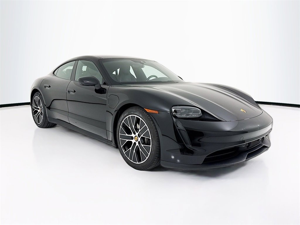 Certified 2022 Porsche Taycan image 7