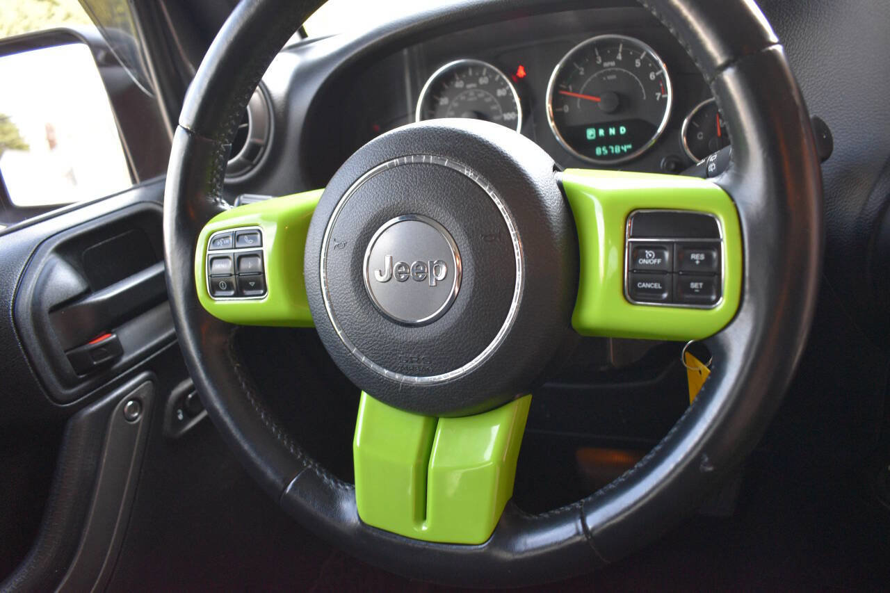 Used 2018 Jeep Wrangler Unlimited Sport S image 23