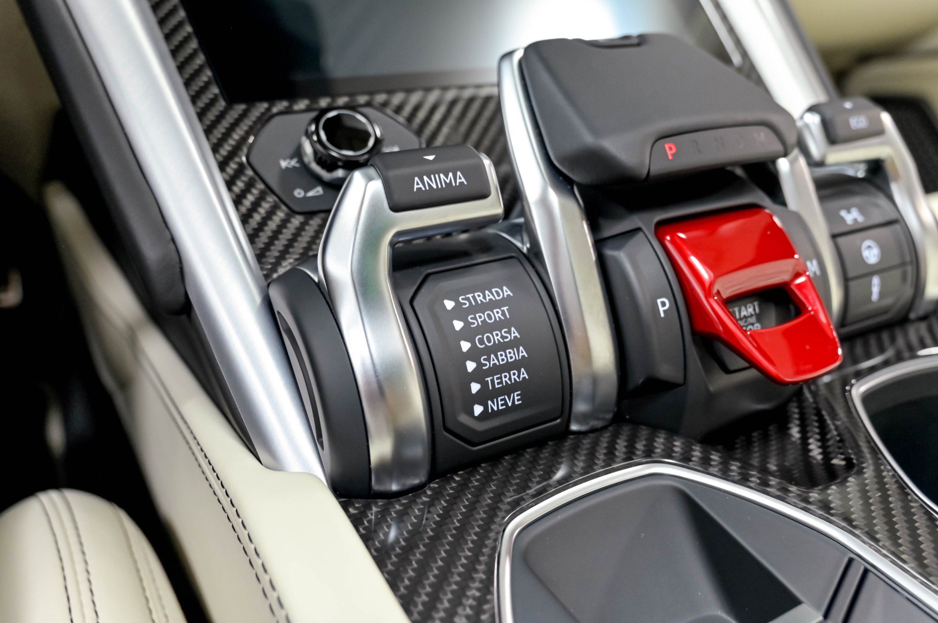 Used 2020 Lamborghini Urus AWD/4WD image 85