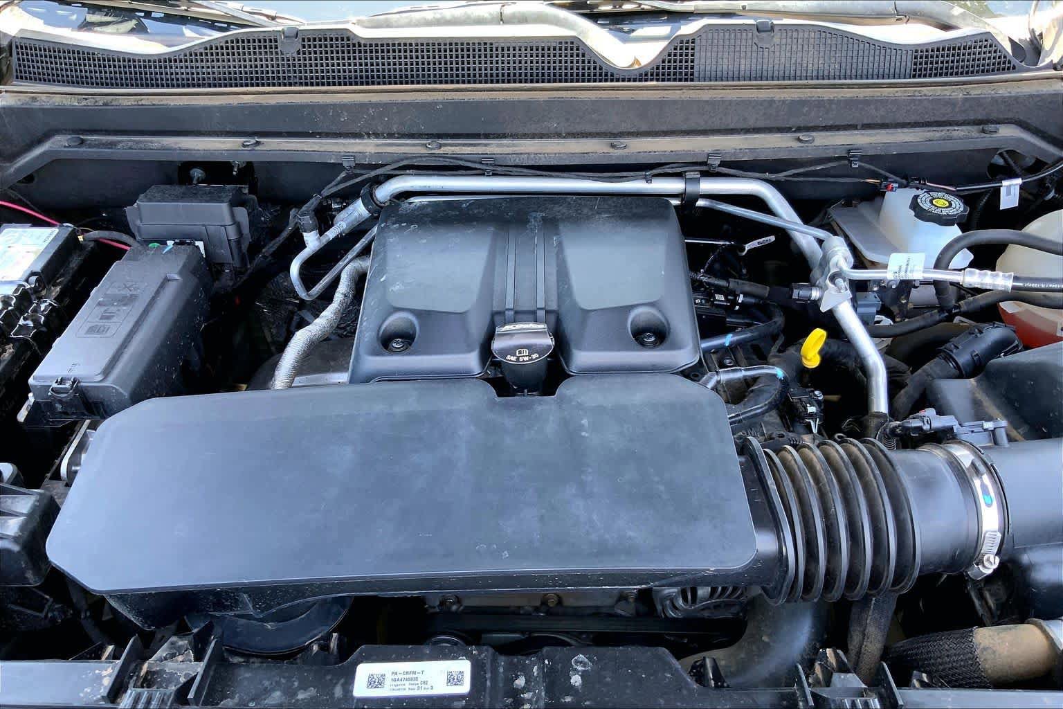 Used 2024 Chevrolet Colorado Trail Boss w/ Technology Package AWD/4WD image 32