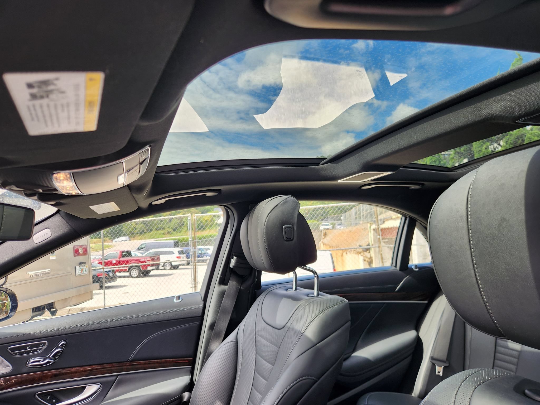 Used 2018 Mercedes-Benz S 560 4MATIC Sedan image 10