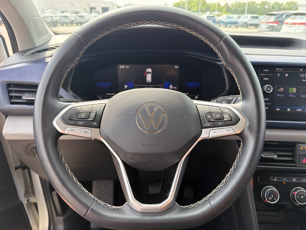 Certified 2023 Volkswagen Taos SE w/ Black Wheel Package AWD/4WD image 11