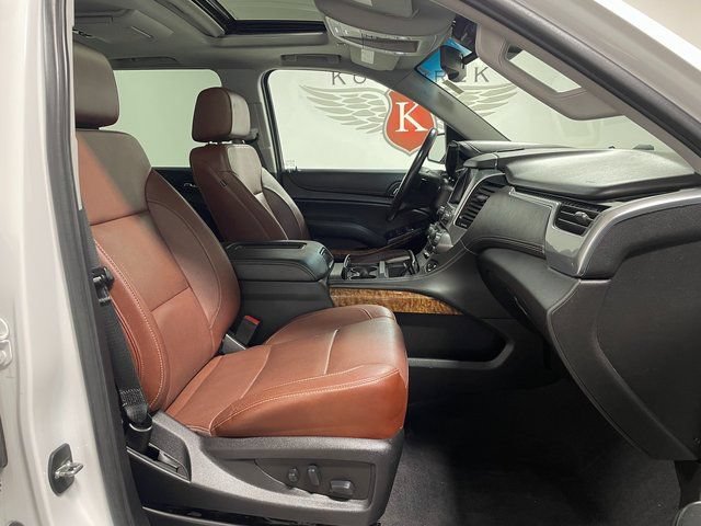 Used 2020 Chevrolet Suburban Premier w/ Premier Plus Edition AWD/4WD image 23