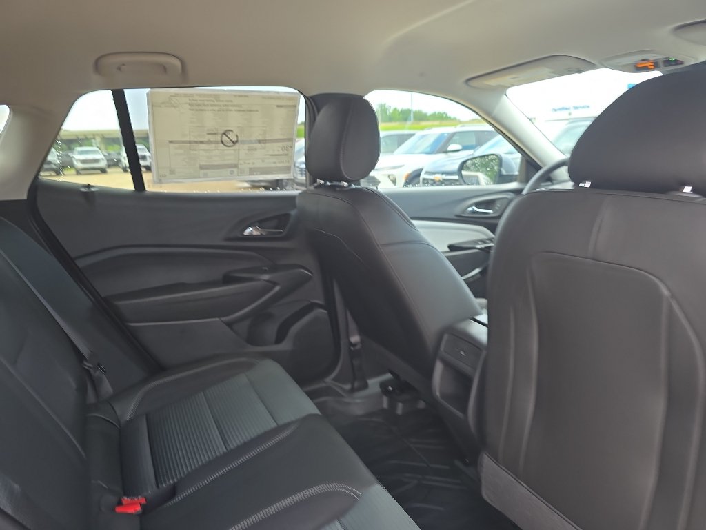New 2026 Chevrolet Trax LT w/ Driver Confidence Package FWD image 19