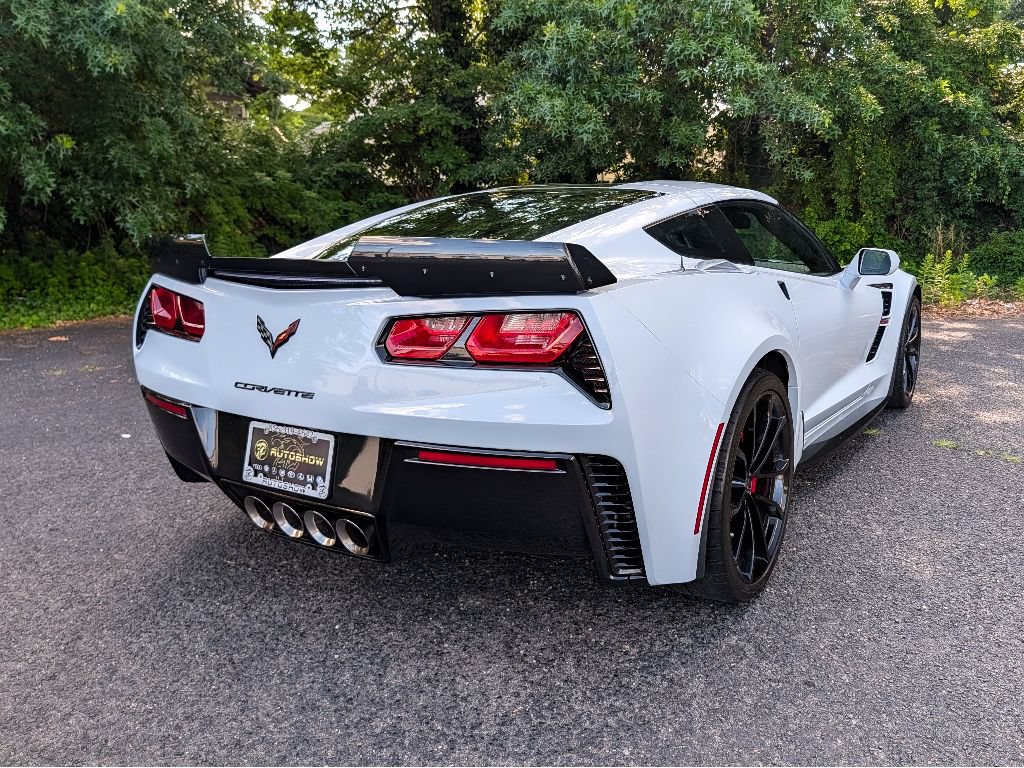 Used 2018 Chevrolet Corvette Grand Sport RWD image 5