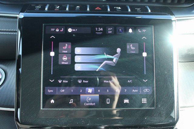 Used 2024 Jeep Grand Cherokee Laredo image 22