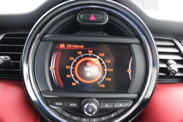 Used 2017 MINI Cooper S image 32