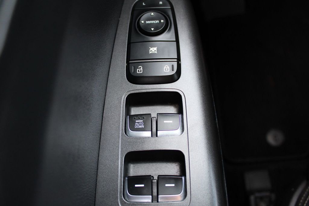 Used 2021 Kia Sportage LX FWD image 27