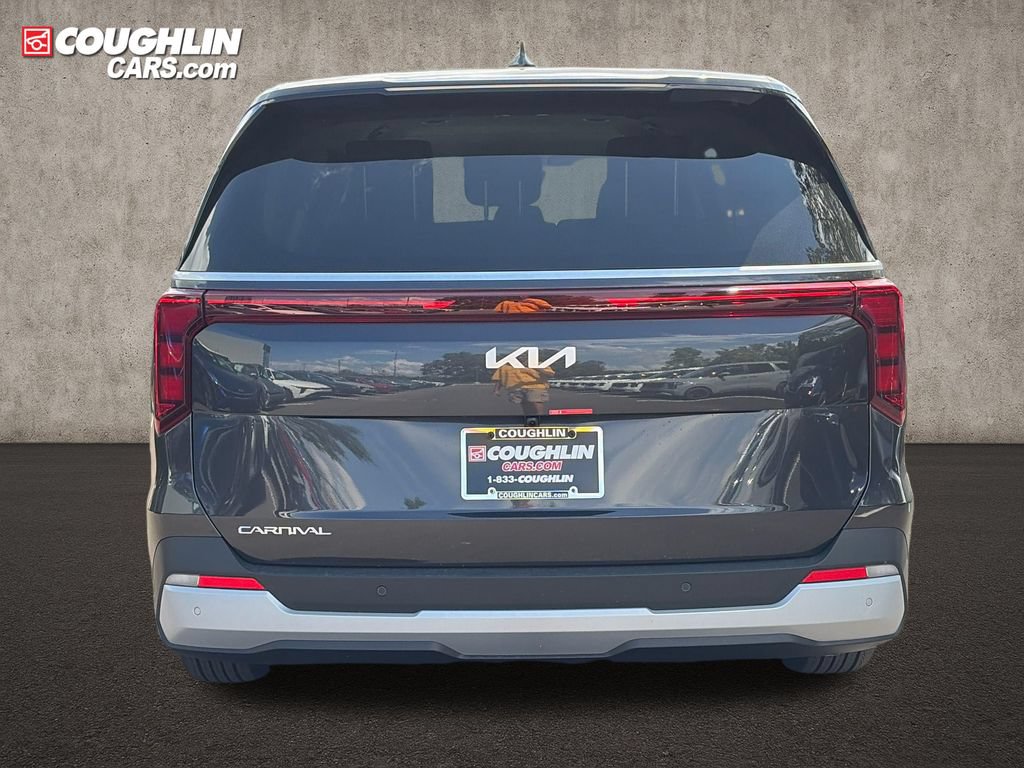 New 2027 Kia Carnival FWD image 6