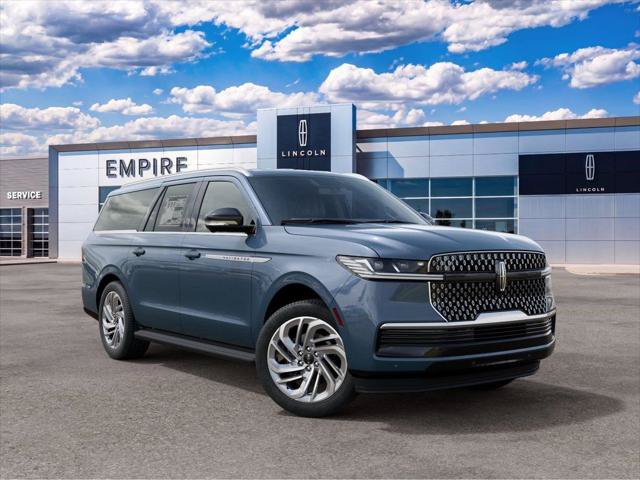 New 2027 Lincoln Navigator L Premier AWD/4WD image 4