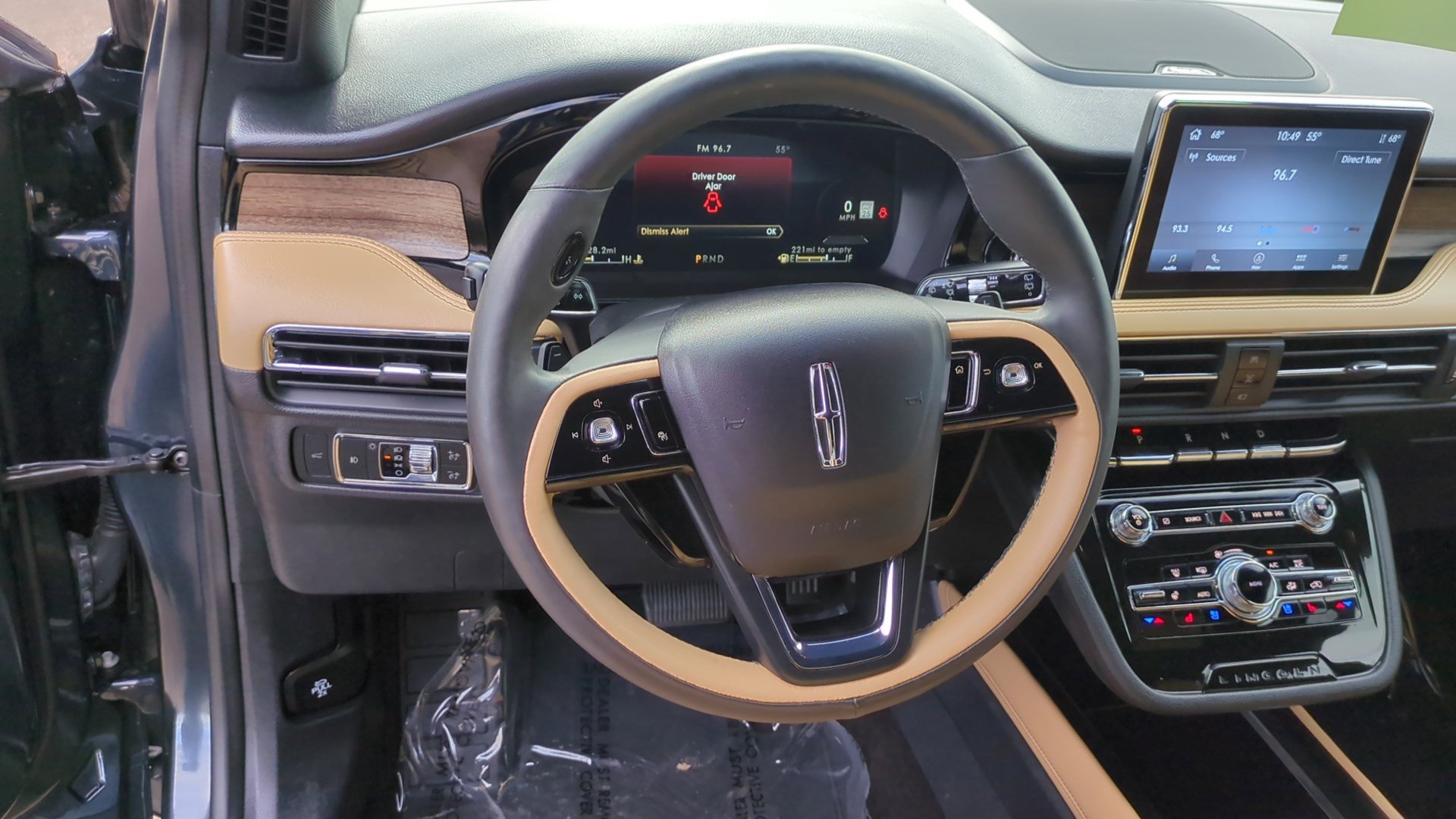 Used 2021 Lincoln Corsair Reserve w/ Equipment Group 201A image 15