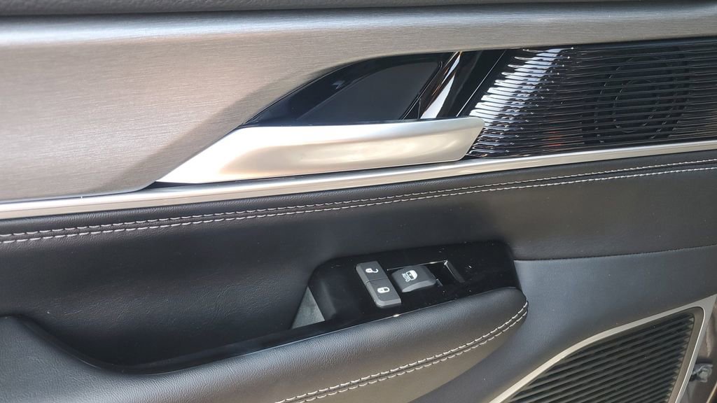 New 2025 Jeep Wagoneer Series II w/ Premium Group I image 18