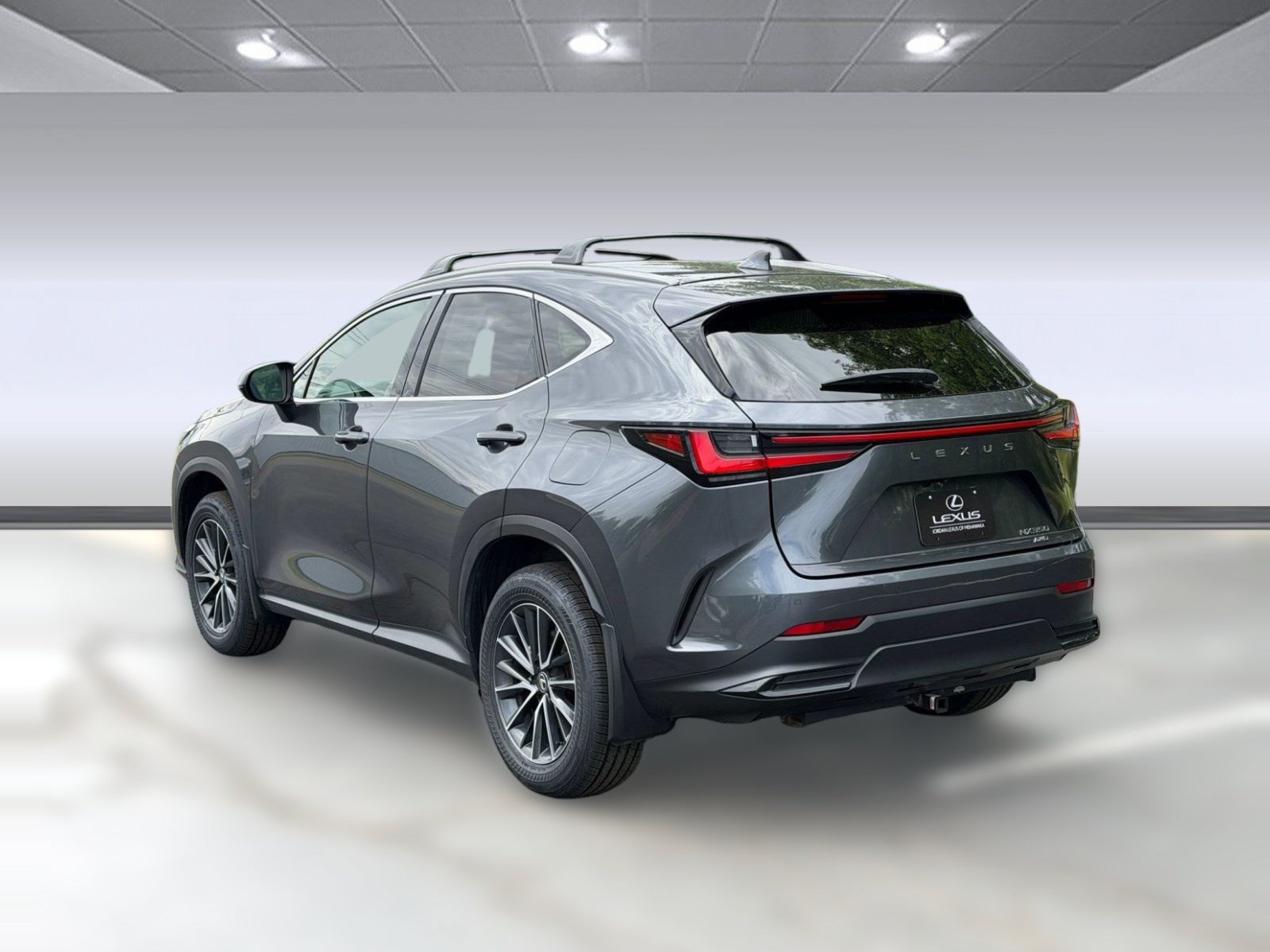 Used 2024 Lexus NX 350 AWD image 3
