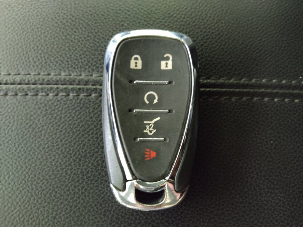 Used 2020 Chevrolet Equinox Premier FWD image 32