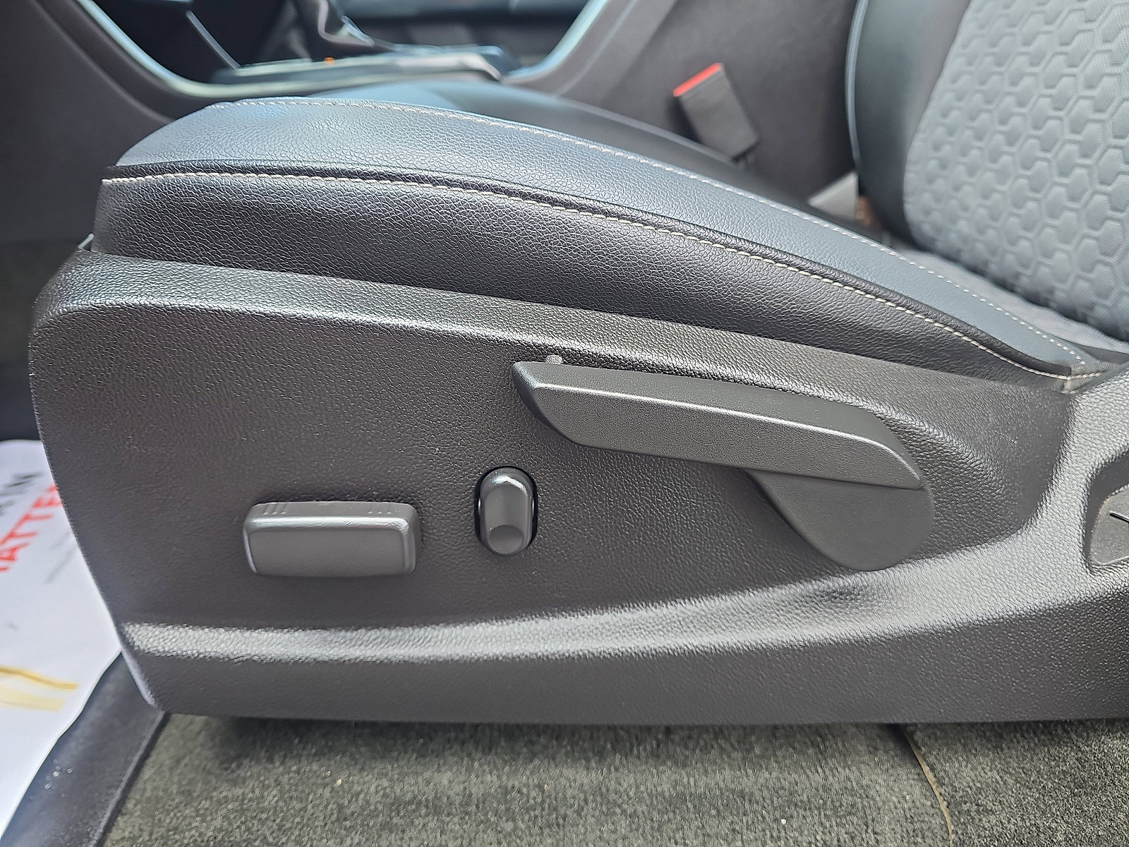 Used 2017 Chevrolet Colorado Z71 image 13