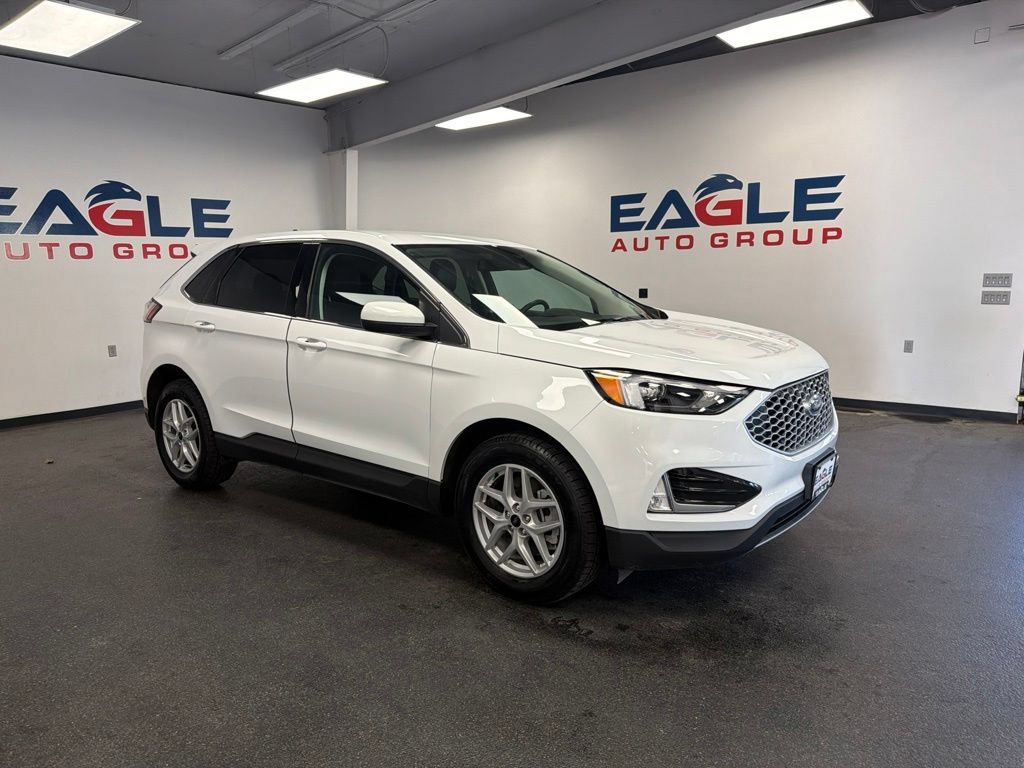 Used 2024 Ford Edge SEL w/ Convenience Package
