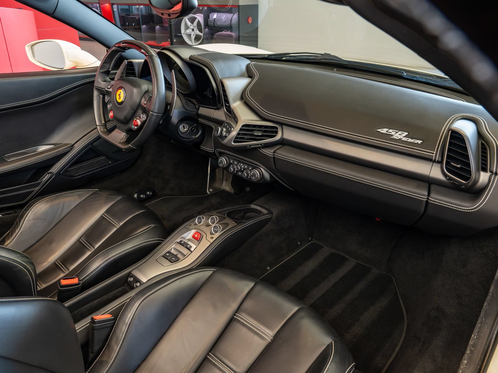 Certified 2015 Ferrari 458 Spider RWD image 17